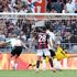 Il Bologna soffre, Dovbyk lo salva al 91esimo. Con il Sassuolo finisce 2-2