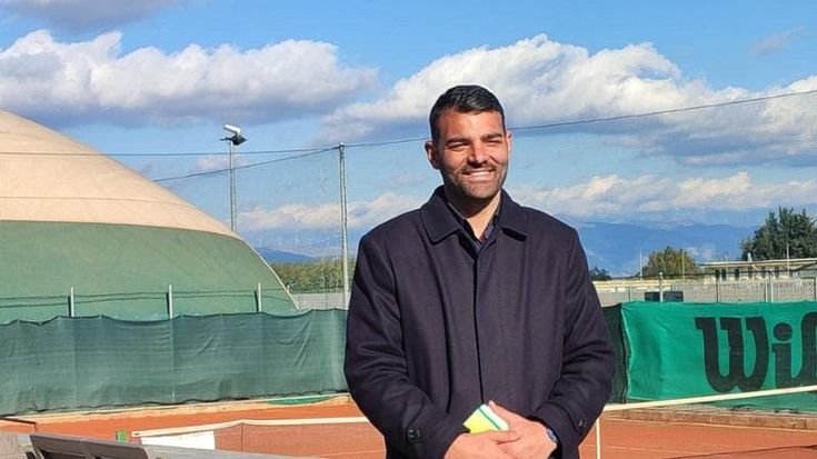 Caivano, Angelino nuovo sindaco: “Legalità e lavoro le priorità”. E ringrazia don Patriciello