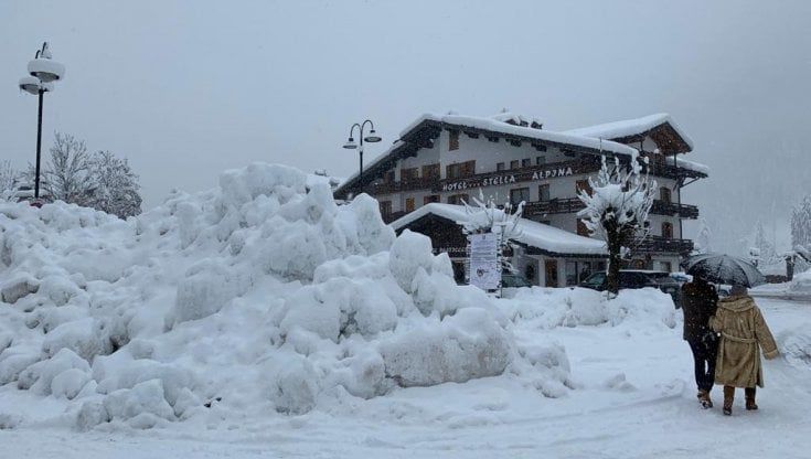 Regioni alpine al Governo: "Certezze su riapertura impianti e ristori: l'economia delle valli è in ginocchio"