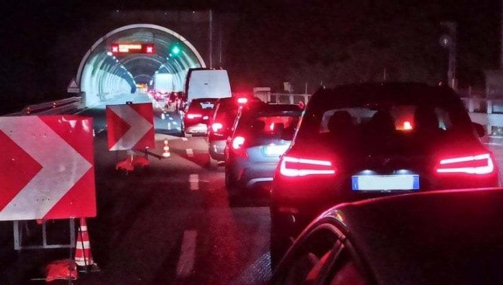 Autostrade: l'82% dei supertunnel non a norma con la Ue e intanto il gruppo Gavio fa causa allo Stato per 680 milioni