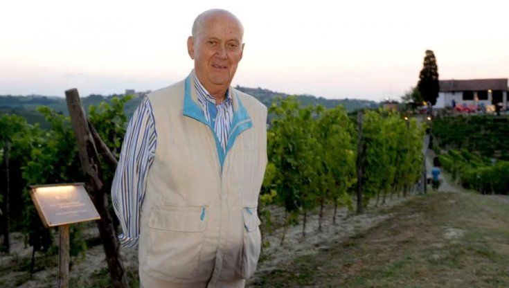 Addio a Michele Chiarlo, l'uomo che ha fatto scoprire Barbera d'Asti e Moscato al resto del mondo 