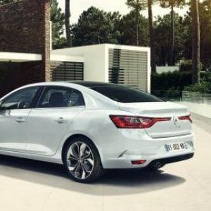 Renault Megane Grand Coupé e la berlina cambia nome