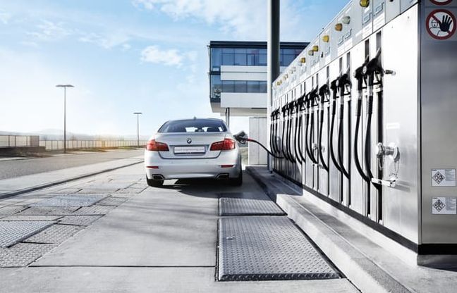 Auto a zero emissioni?  Basta un carburante sintetico