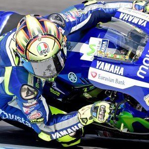MotoGp, Gp Australia 2015: Marquez in pole, Lorenzo davanti a Rossi