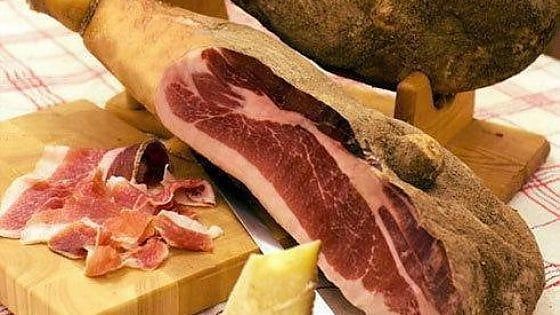 La Garfagnana del gusto: alla scoperta di biroldo e prosciutto Bazzone