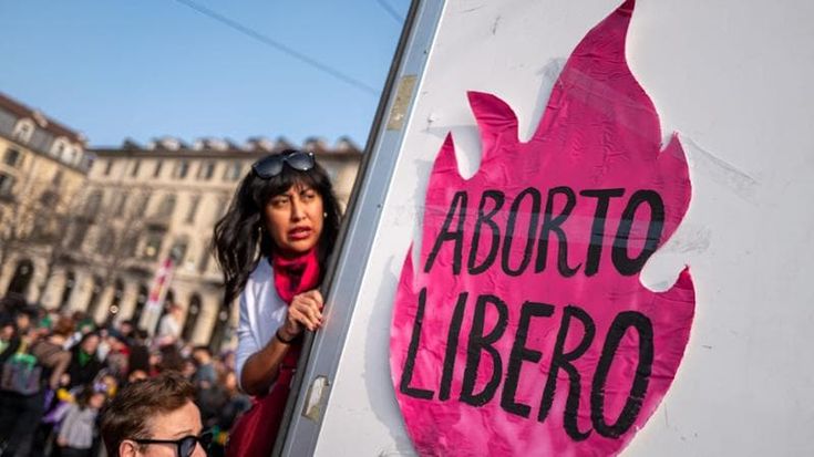 Aborto, stabili i numeri. Sei donne su dieci scelgono la via farmacologica