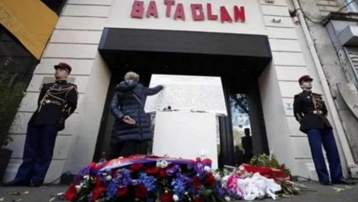 Strage del Bataclan, i familiari di Valeria Solesin scrivono a Macron: "La web radio criptata trasmetta il processo anche all'estero"