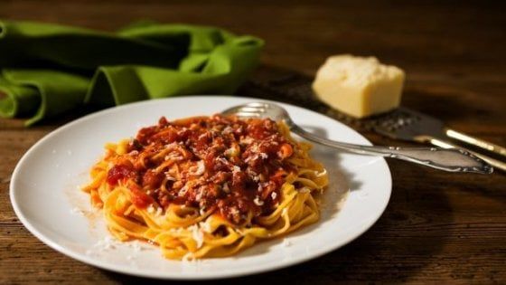 "Non soffrite, soffriggete": Don Pasta e la Repubblica del soffritto 