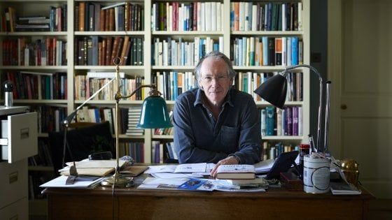 Ian McEwan, "Il guscio" e il suo amletico protagonista 