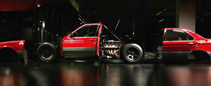 "Cofani aperti", così il museo Alfa Romeo fa show durante le feste