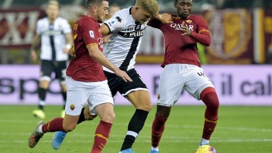 Parma, tre punti con il cuore. Sprocati e Cornelius affondano la Roma 