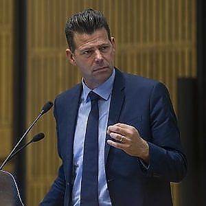 Regionali, Cataldi (M5S): "Sciocco non allearsi con il Pd nelle Marche, siamo già fidanzati al governo"
