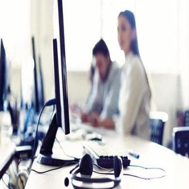 Telemarketing, dal 19 novembre scatta il filtro contro i numeri mobili italiani. Ma restano le falle