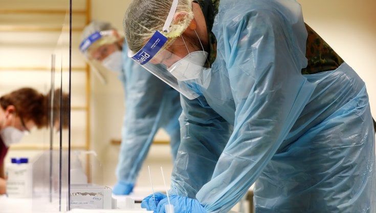 Coronavirus in Lombardia, l'appello di Corrao: "Mettiamo insieme i saperi per aiutare i politici a decidere"