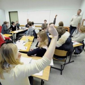 Scuola, troppo assenze per maltempo. Forse in aula l'antivigilia di Natale