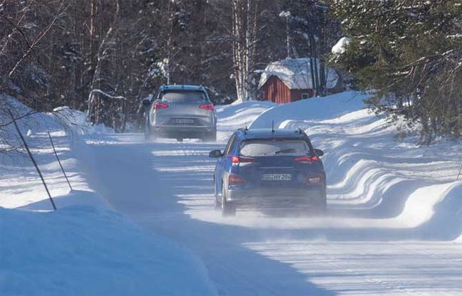 Hyundai testa i suv Electric Kona e Nexo in Lapponia