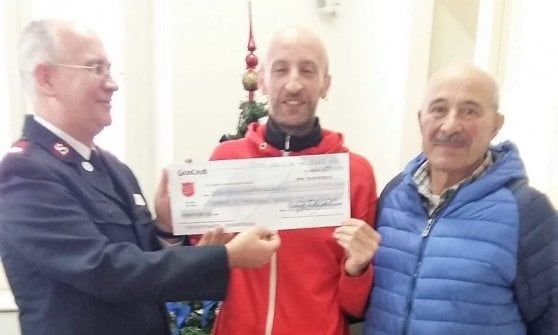 Terremoto, l'esercito salvezza premia a Roma  il droghiere di Muccia 