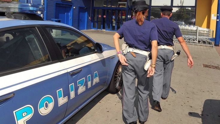 Storia di Valeria: “Mi hanno detto che ero troppo bassa. Ma diventerò poliziotta“