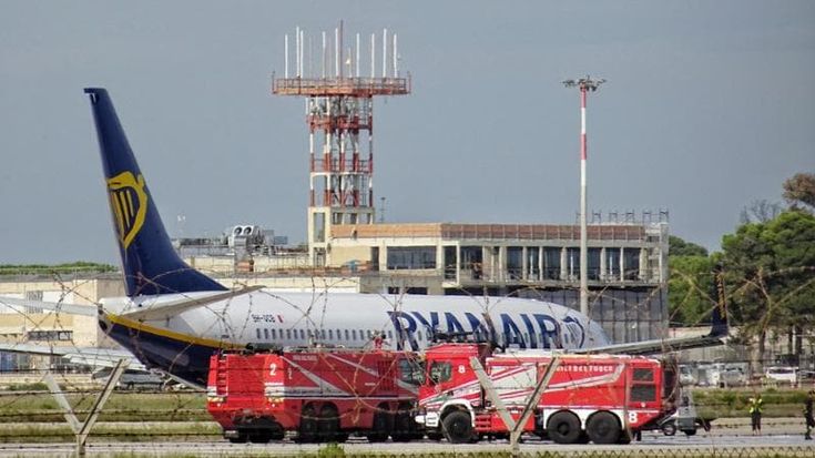 Ryanair, avarie in serie in pochi giorni. L’Enac: “Ma non possiamo controllare gli aerei”