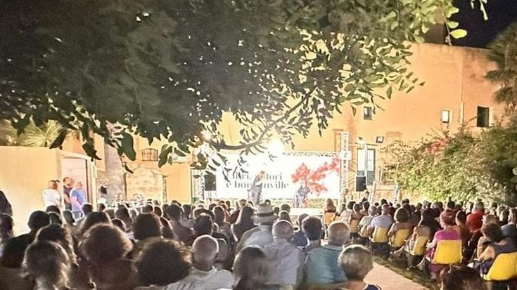 Il record di “Libri, autori e bouganville” 26 anni di sere d’estate a San Vito Lo Capo per raccontare un pezzo d’Italia