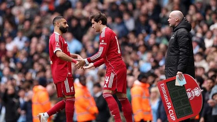 Chiesa travolto dalle critiche: aveva abbandonato il ritiro dell’Italia, ha giocato con il Liverpool