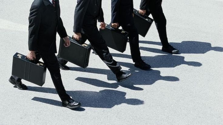 Consulenti, mediatori e facilitatori massoni. Una rete di insospettabili per custodire i segreti finanziari dei boss