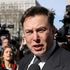 Tesla delude gli analisti, il rosso di bilancio doppia le attese
