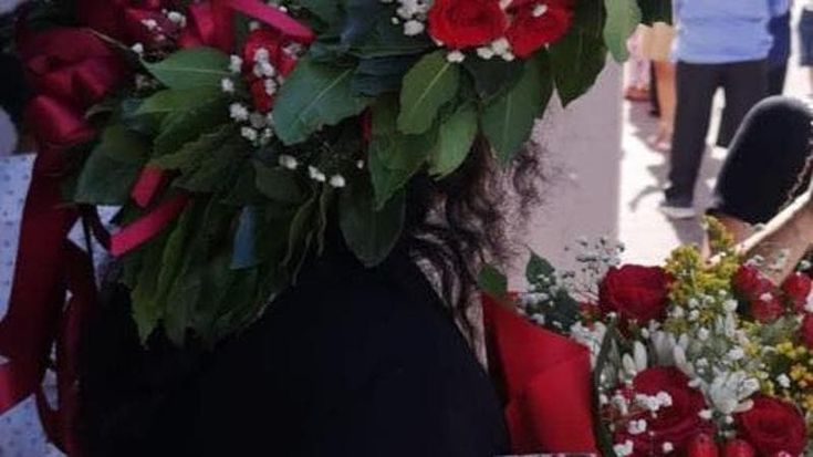 Dall’Iraq all’Italia come rifugiata quando era bambina, si laurea a Bari in Biologia: “Ora voglio continuare a studiare”