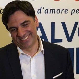 Catania, dichiarato il dissesto economico del Comune per un buco da 1,6 miliardi