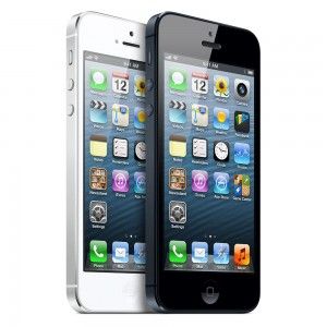 Scippano iPhone a Chiaia, <br />arrestati due minorenni