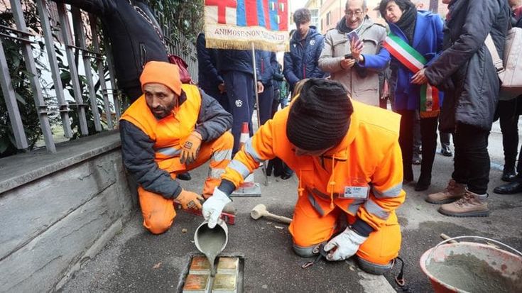 Bologna ricorda Arpad Weisz con le pietre d’inciampo