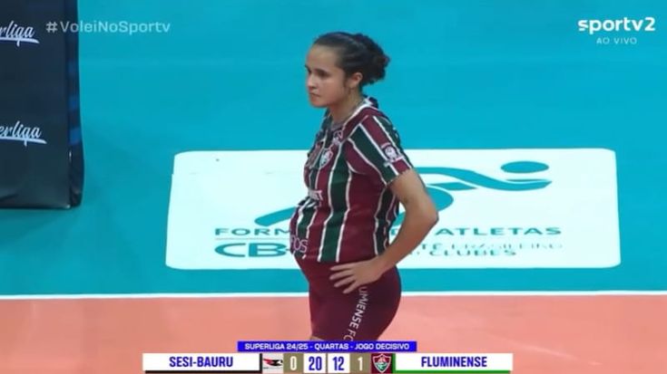 Volley, in campo al sesto mese di gravidanza: incredibile in Brasile
