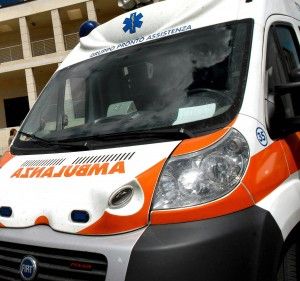 Pisa, sceglie la vittima a caso<br />la accoltella e sfregia con acido