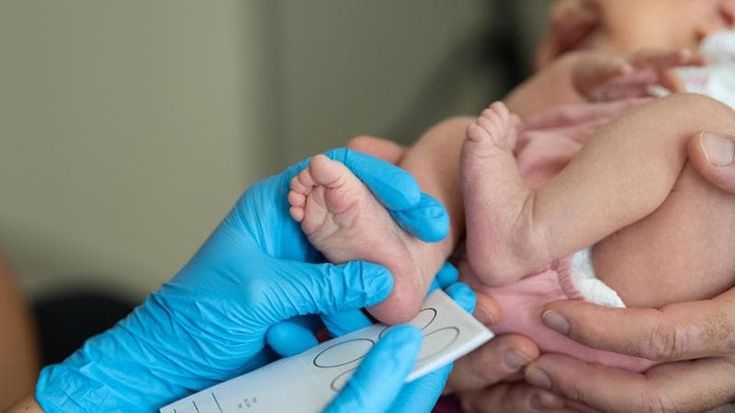 Lotta all’infezione da virus sinciziale, da domani vaccino a tutti i neonati in Toscana