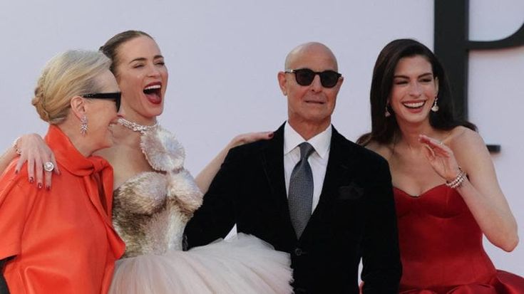 Il diavolo veste Prada 2, ecco i cachet (stellari) di Meryl Streep, Anne Hathaway e Emily Blunt