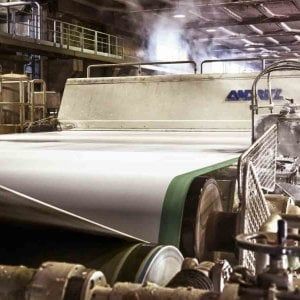 Udine, incidente sul lavoro: operaio muore schiacciato in una cartiera