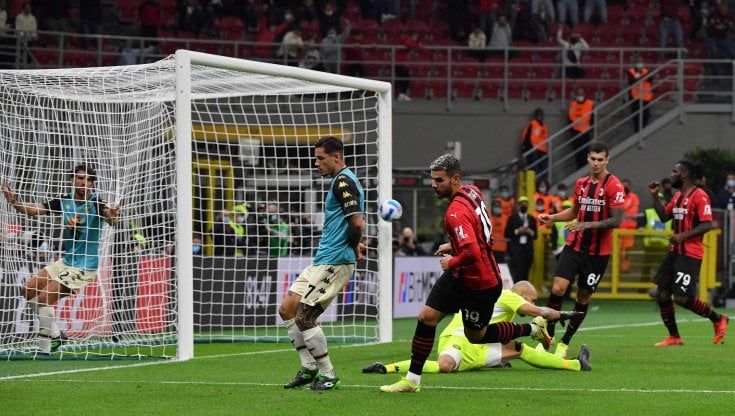 Milan-Venezia 2-0: ci pensano Brahim Diaz e Theo Hernandez, anche i rossoneri in vetta