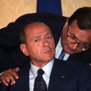 E' morto Paolo Bonaiuti, ex portavoce di Berlusconi. Il Cav: "Piango l'amico, mi è mancato molto"