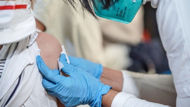 Vaccinazioni anti-Covid nella fascia 5-11 anni: a Parma prime 100 somministrazioni