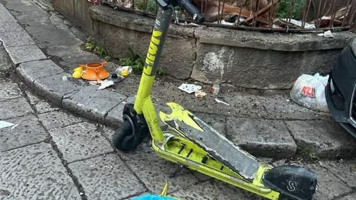 Monopattini rubati in vendita sulle chat: “Danno da 800mila euro, aziende in fuga”