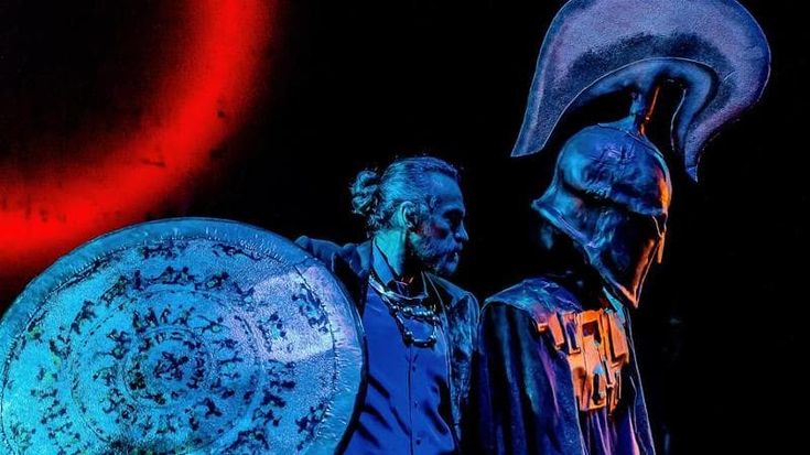 Gli dei al gioco della guerra, Alessio Boni rilegge l’Iliade tra ironia e conflitti attuali