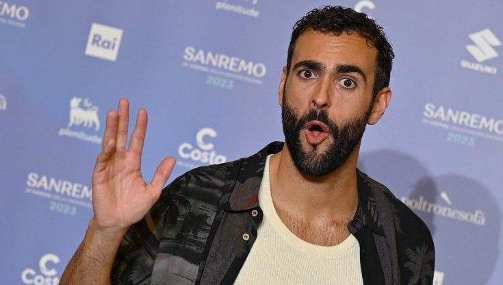 Marco Mengoni in lacrime a Sanremo: "Sono molto felice ed emotivo"