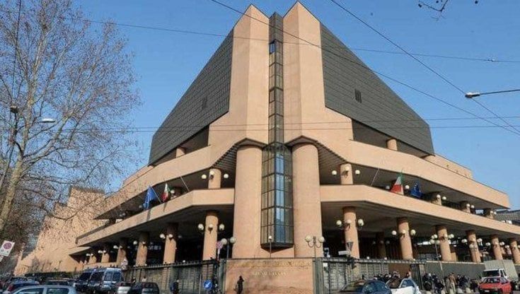 In fuga dall'Iran, arrestati e scarcerati a Torino