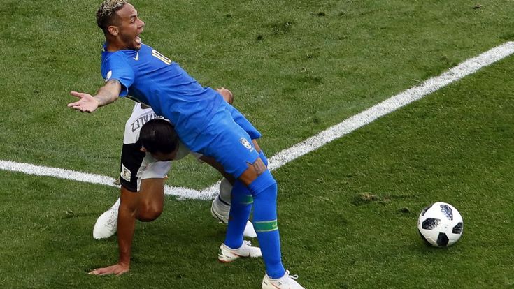 Il Brasile e la democrazia della fascia da capitano. "Nessuna pressione su Neymar"