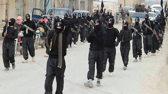 Is, operazione antiterrorismo: smantellata cellula estremista in Italia, tre arresti
