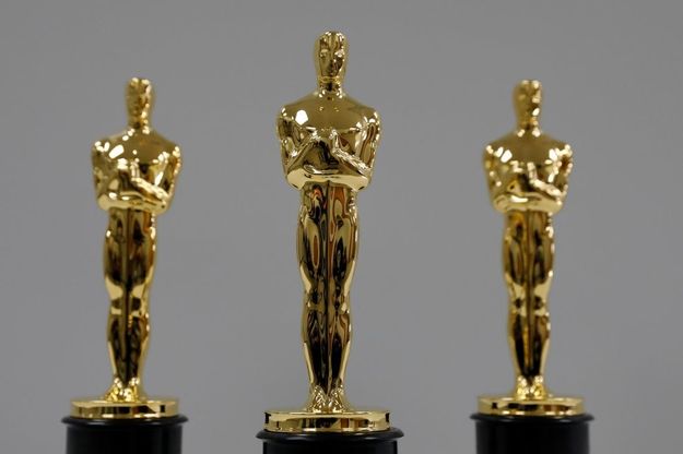 Oscar, nella fabbrica delle statuette dorate