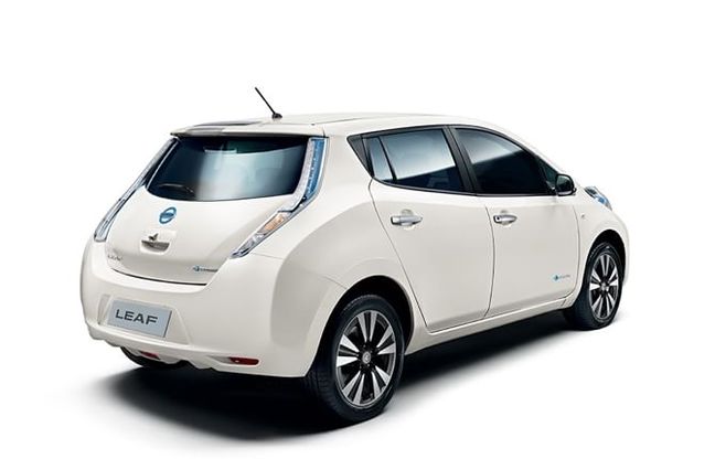 Nissan, A2A e Milano: ok a nuove colonnine di ricarica