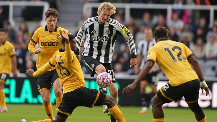 Woltemade alla Juve: chi è il gigante che non mangia carne, bacia i parastinchi e si porta gli amici