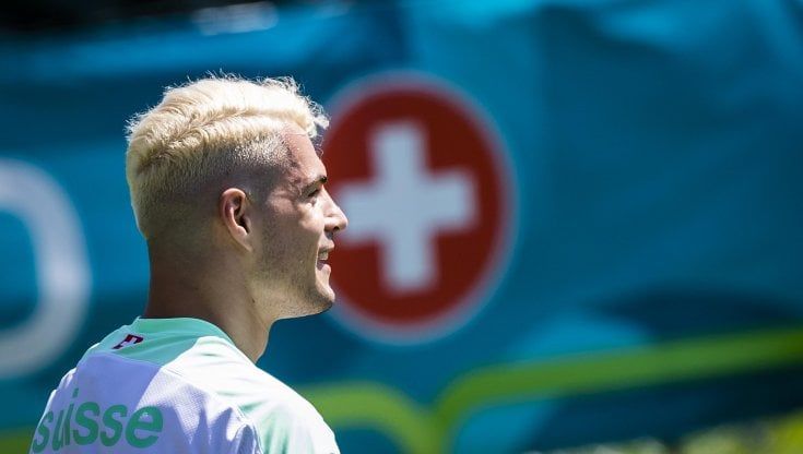 Svizzera, Sommer in bilico tra Italia e famiglia: sta per diventare papà. E Xhaka si fa biondo