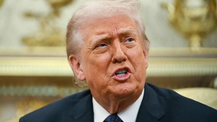 Trump e il no al figlio di Khamenei: “Il nuovo leader in Iran devo sceglierlo io”